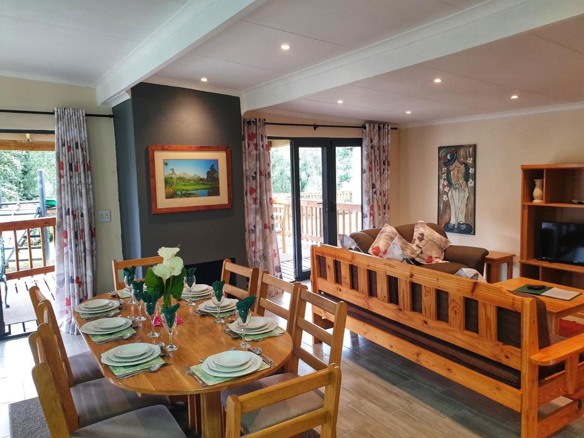 Gooderson Leisure Mountain View Cottages Self Catering And Timeshare Resort Дракенсберг-Гарден Екстер'єр фото