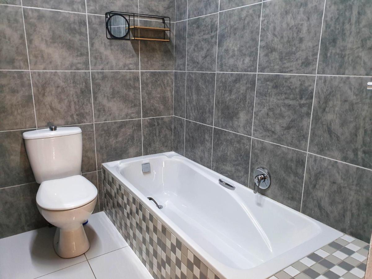 Gooderson Leisure Mountain View Cottages Self Catering And Timeshare Resort Дракенсберг-Гарден Екстер'єр фото