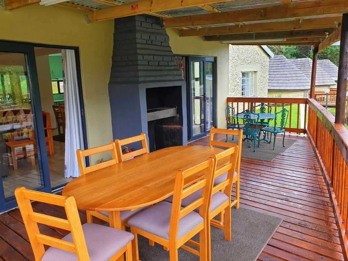 Gooderson Leisure Mountain View Cottages Self Catering And Timeshare Resort Дракенсберг-Гарден Екстер'єр фото