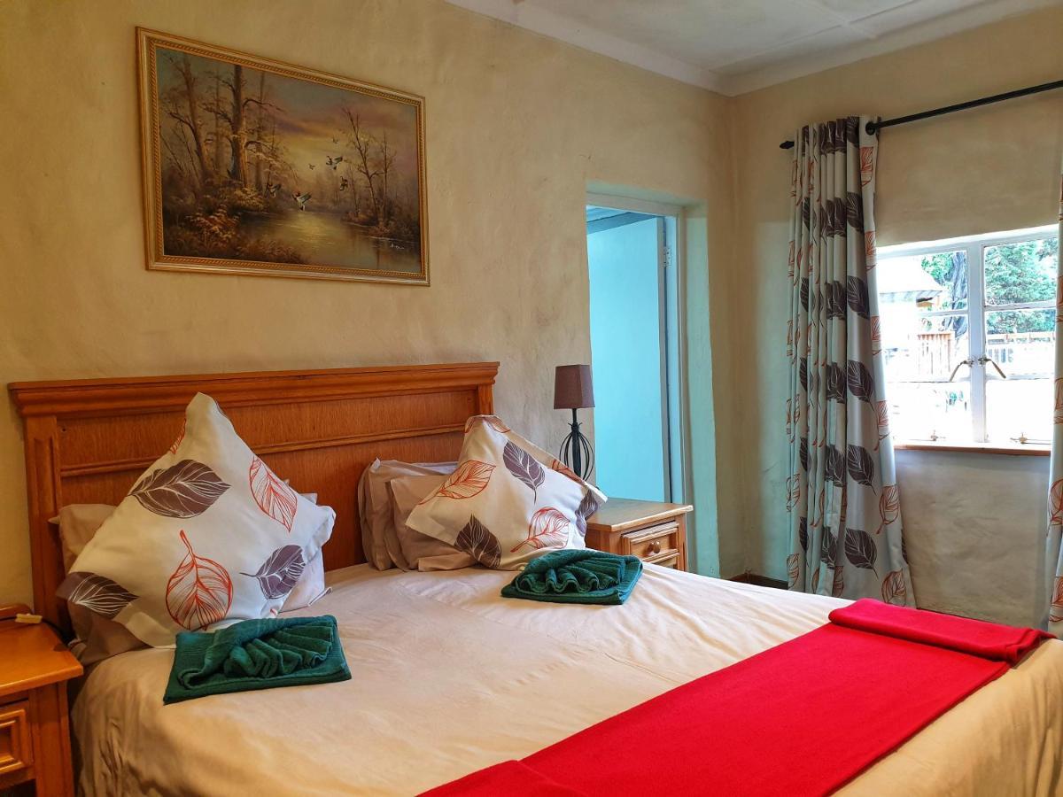 Gooderson Leisure Mountain View Cottages Self Catering And Timeshare Resort Дракенсберг-Гарден Екстер'єр фото