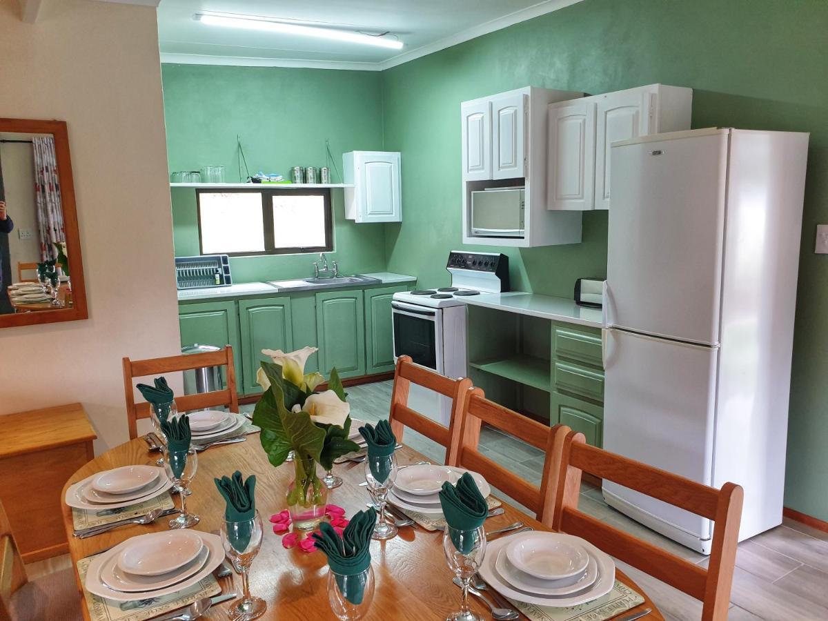 Gooderson Leisure Mountain View Cottages Self Catering And Timeshare Resort Дракенсберг-Гарден Екстер'єр фото