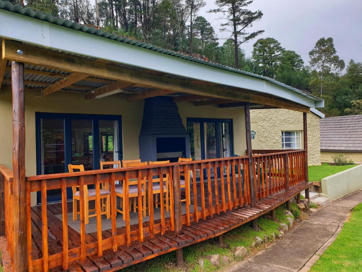 Gooderson Leisure Mountain View Cottages Self Catering And Timeshare Resort Дракенсберг-Гарден Екстер'єр фото