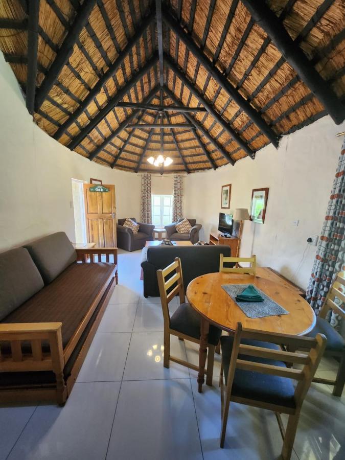 Gooderson Leisure Mountain View Cottages Self Catering And Timeshare Resort Дракенсберг-Гарден Екстер'єр фото