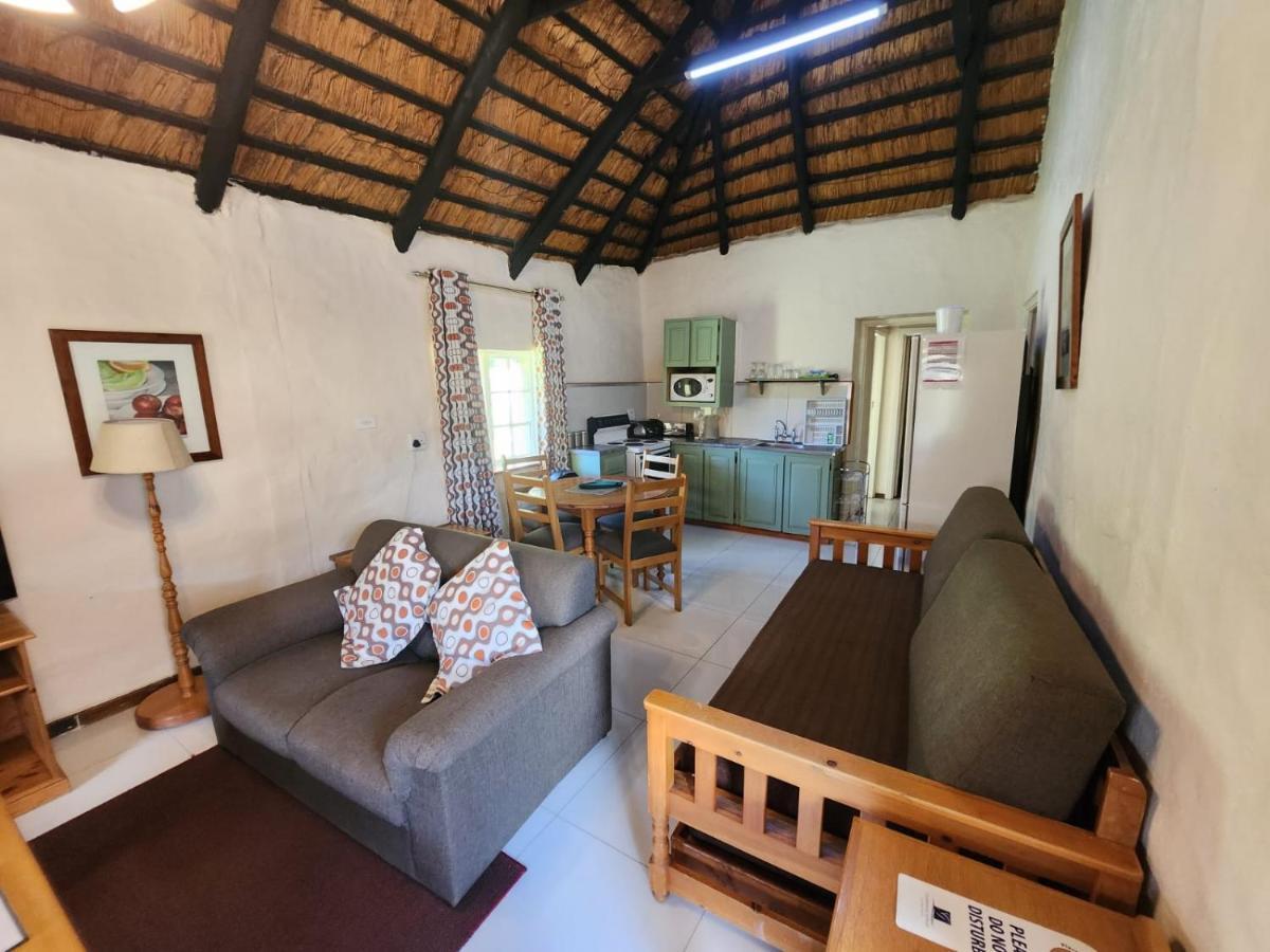 Gooderson Leisure Mountain View Cottages Self Catering And Timeshare Resort Дракенсберг-Гарден Екстер'єр фото