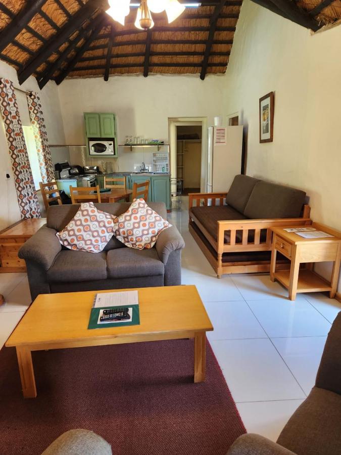 Gooderson Leisure Mountain View Cottages Self Catering And Timeshare Resort Дракенсберг-Гарден Екстер'єр фото