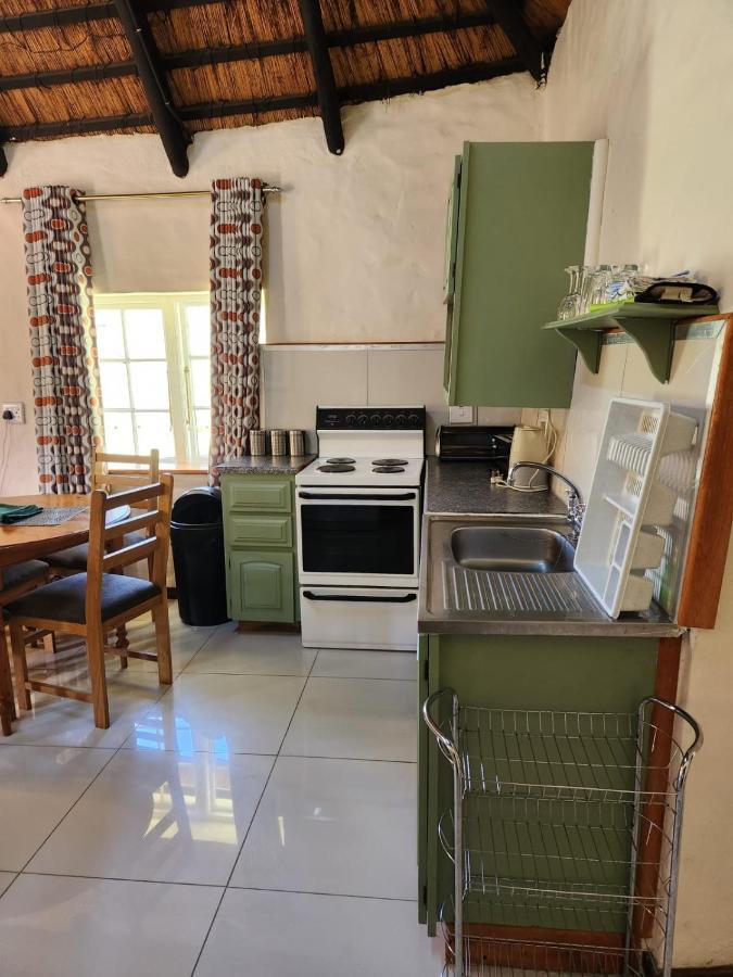 Gooderson Leisure Mountain View Cottages Self Catering And Timeshare Resort Дракенсберг-Гарден Екстер'єр фото