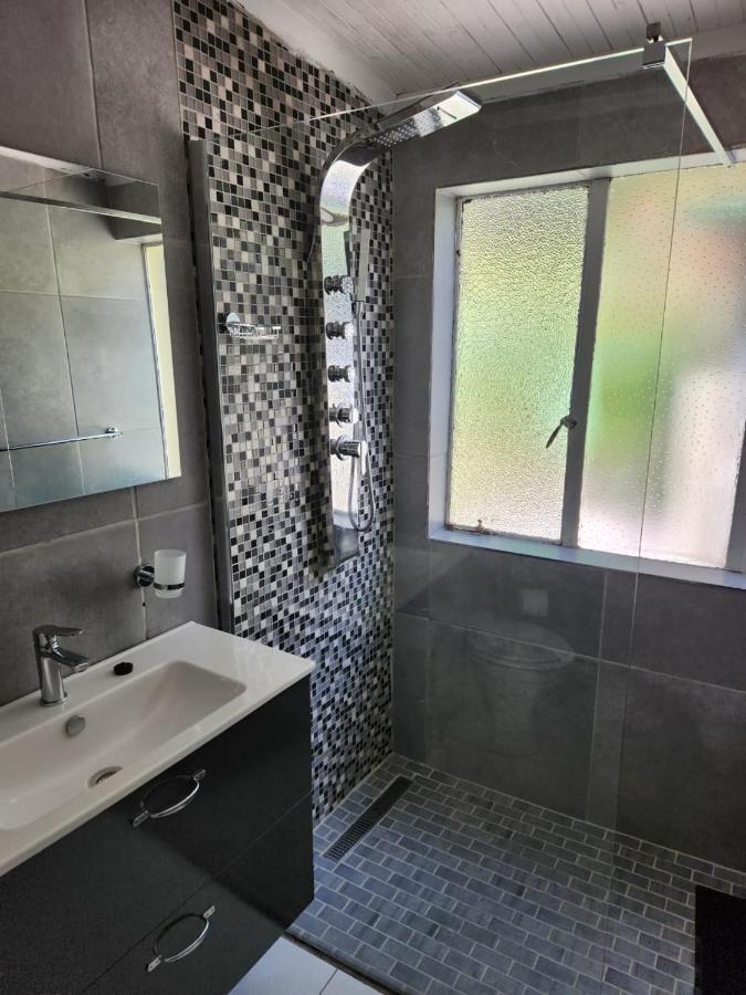 Gooderson Leisure Mountain View Cottages Self Catering And Timeshare Resort Дракенсберг-Гарден Екстер'єр фото